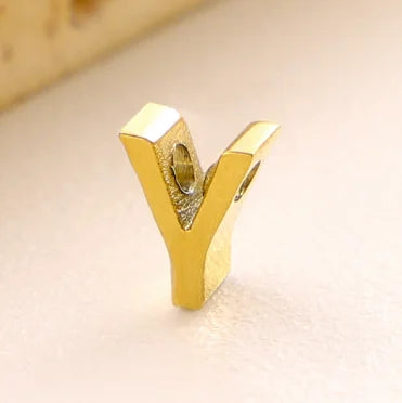 Stainless Steel Initial Heart Charm for Jewelry Silver Plated Letter Name Pendant for Women Wholesale Alphabet A-Z Jewelry Gift