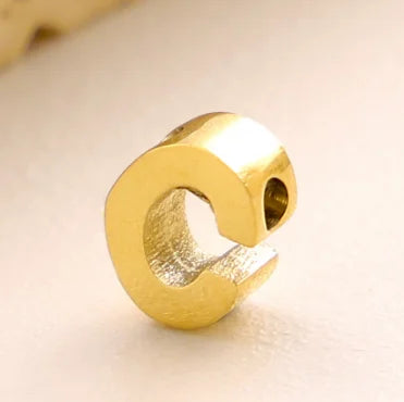 Stainless Steel Initial Heart Charm for Jewelry Silver Plated Letter Name Pendant for Women Wholesale Alphabet A-Z Jewelry Gift
