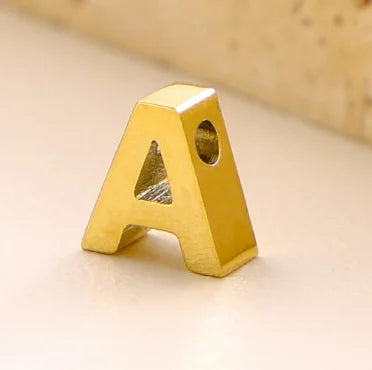 Stainless Steel Initial Heart Charm for Jewelry Silver Plated Letter Name Pendant for Women Wholesale Alphabet A-Z Jewelry Gift