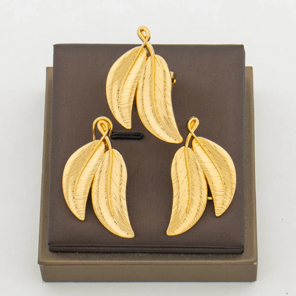 Dubai Gold Color Jewelry Set for Party Leaf Design Earrings and Cocktail Ring 2Pcs Set for Weddings Bridal Jewelry Accessories