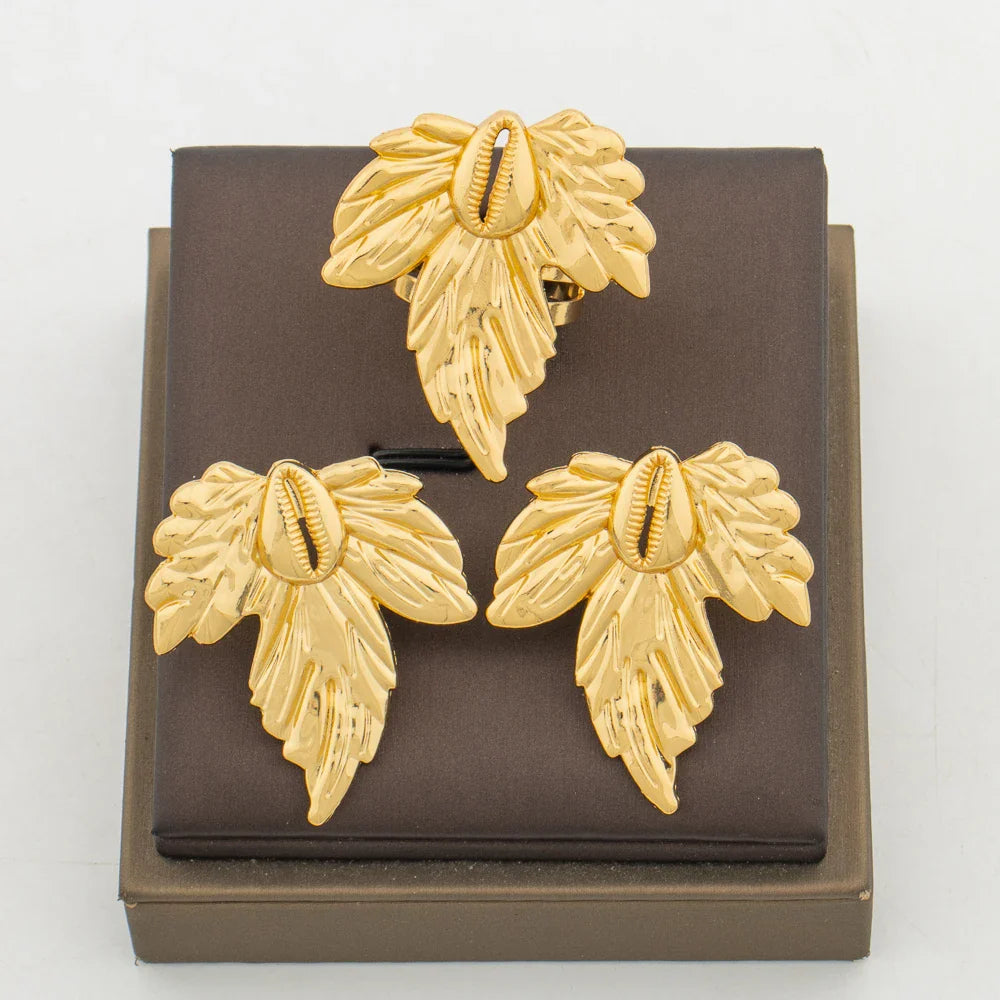 Dubai Gold Color Jewelry Set for Party Leaf Design Earrings and Cocktail Ring 2Pcs Set for Weddings Bridal Jewelry Accessories
