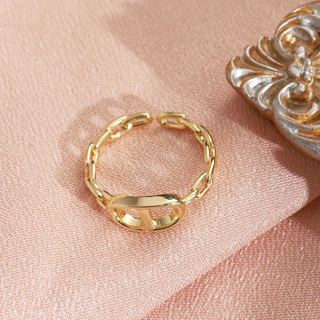 Fashionable Starry Full Drill Chain Pendant Ring for Women Versatile Luxury Design Ring Finger Accessory Copper Material