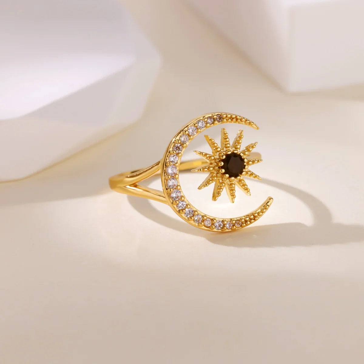 Vintage Ancient Greek Arethusa Goddess Coin Rings For Women Imitation Pearl Zircon Moon Stainless Steel Ring Fashion Jewelry