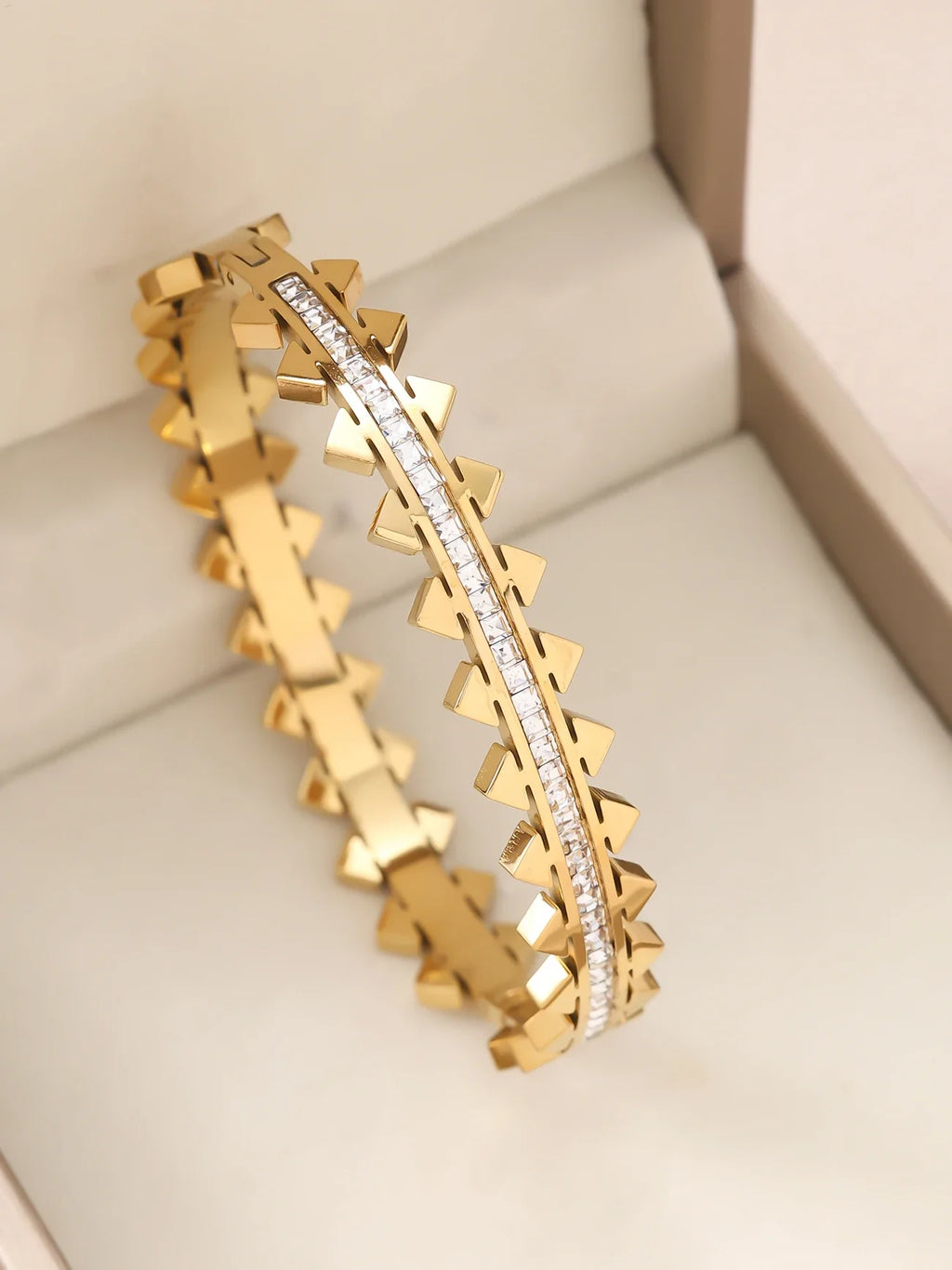 1pieces/set women's wedding jewelry party holiday Valentine's Day gift stainless steel bracelet plated with 18K gold bracelet
