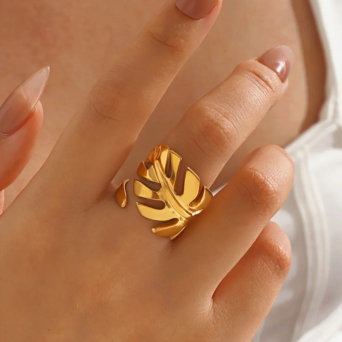 Elegant Stainless Steel Big Bloom Flower Rings For Women Gold Color Sun Starfish Open Ring Finger Jewelry Wedding Her Gift Punk