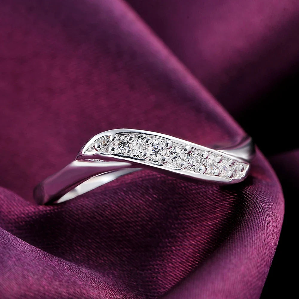 925 Sterling Silver Crystal Diamond Rings for Women Fashion Elegant Wedding Accessories Party Gifts Charms Fine Jewelry