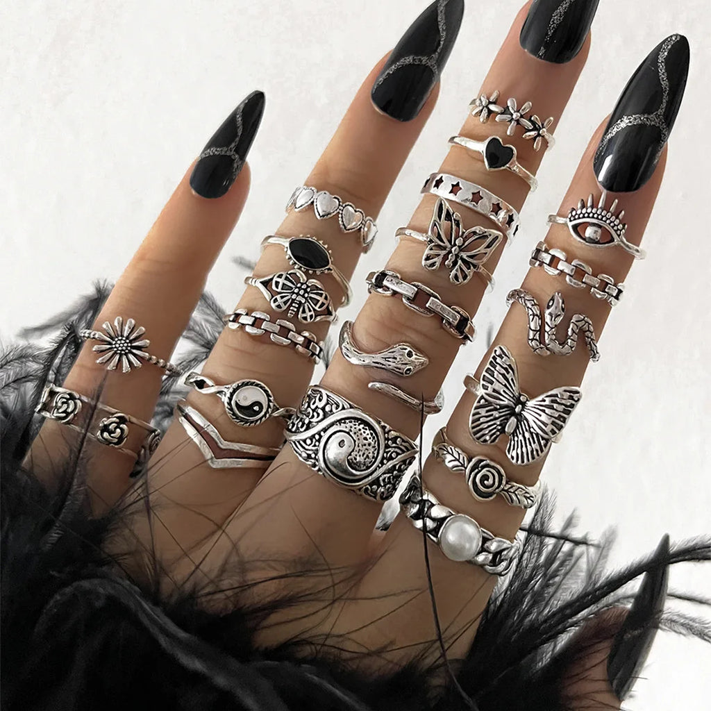 19 PCS Retro Punk Finger Ring Set For Women Vintage Heart Wing Star Gothic Ring Female Fashion Jewelry Accessories