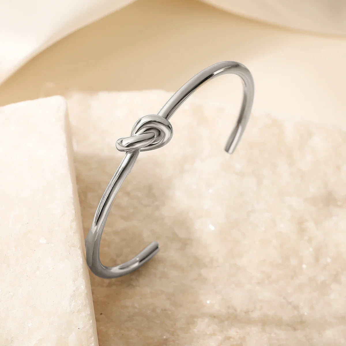 NEWBUY 2026 New Arrival Silver/Gold Color knot Design Bangles For Women Non-Fading Stainless Steel Jewelry
