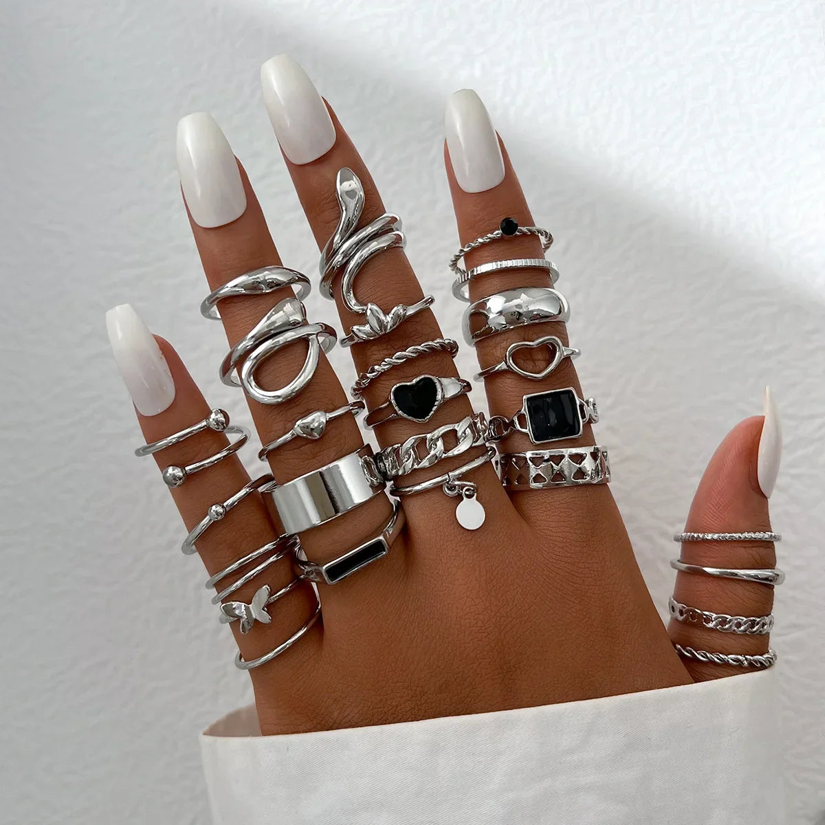 Vintage Irregularly Ring Set for Women Bohemian Gold Color Butterfly Snake Heart Geometric Rings Retro Boho Fashion Jewelry Gift