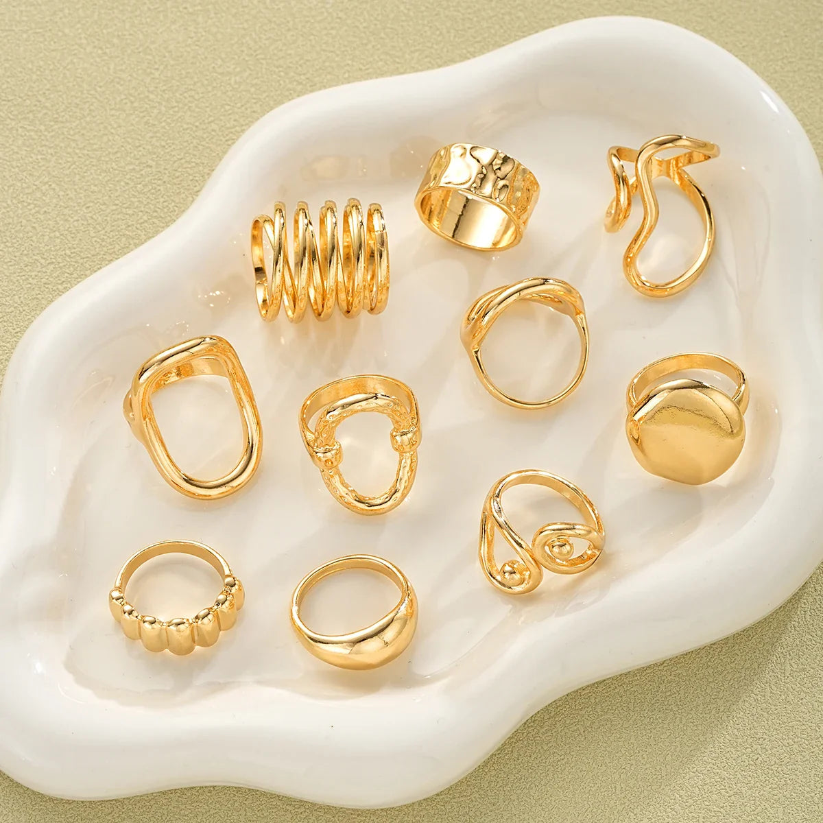 New 10Pcs/Set Irregular Smooth Rings Set for Women Geometric Exaggerated Gold Color Finger Rings Vintage Fashion Party Jewelry