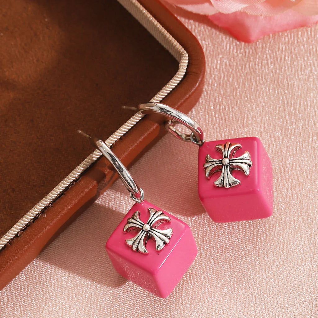 Red Color Women Dangle Earrings Geometric Pendants Gold Color Metal Hook Earrings Long Hang Earrings pendientes fashion jewelry