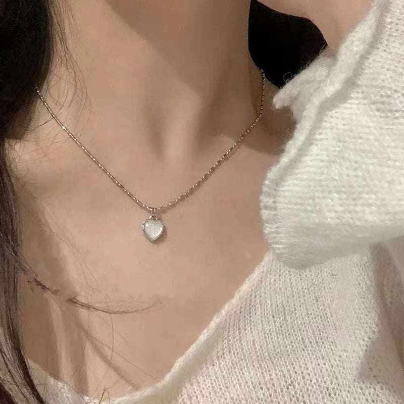 Y2K Crystal Butterfly Pendant Necklace Women Light Luxury Egirl Punk Heart Grunge Clavicle Chain Fashion Jewelry Party Gift 2023