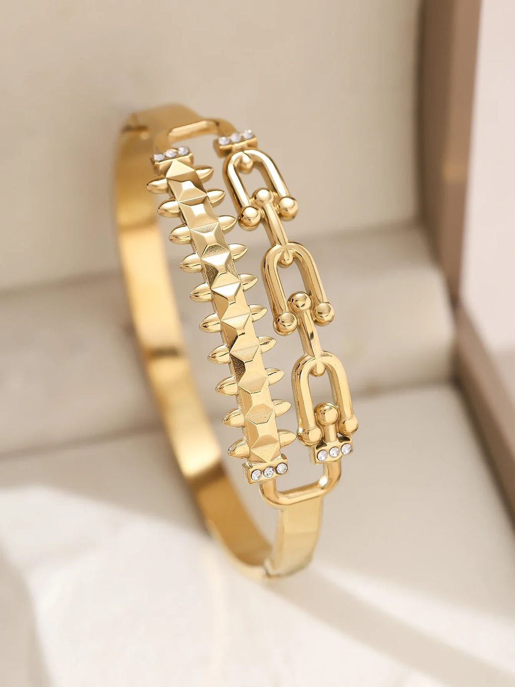 18K gold-plated stainless steel non fading gold bracelet - durable and fashionable jewelry accessory, suitable for holiday gifts