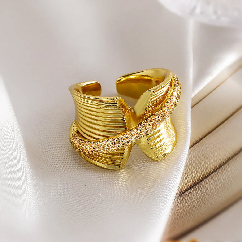 NEWBUY Luxury AAA Cubic Zirconia Inlay Copper Wedding Jewelry Gold Color Statement Geometric Shape Open Design Rings For Women