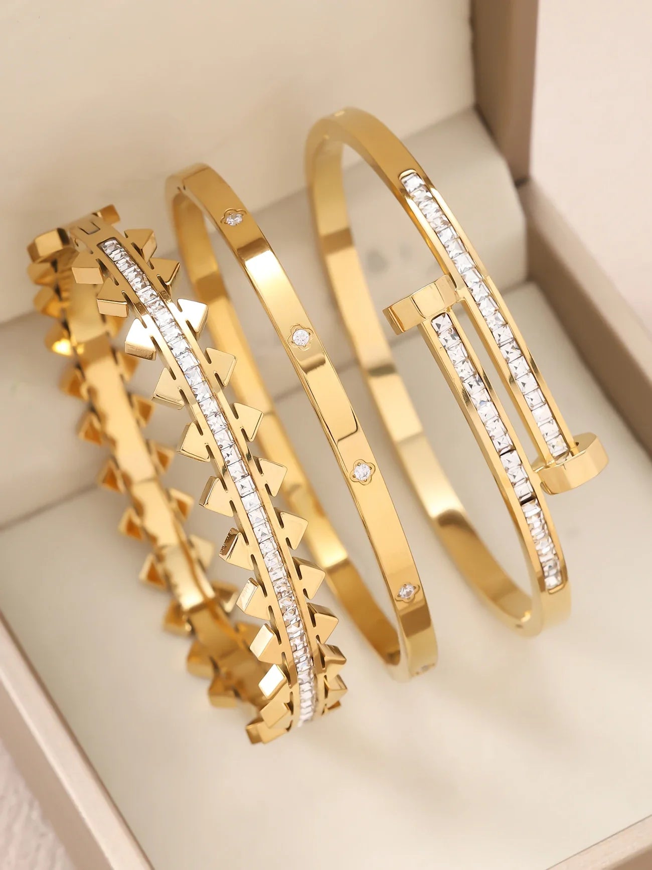 1pc 18K Gold Plated Stainless Steel Stackable Bracelet With Chain And Clover Design, Fashion Style For Women, Suitable For Casua