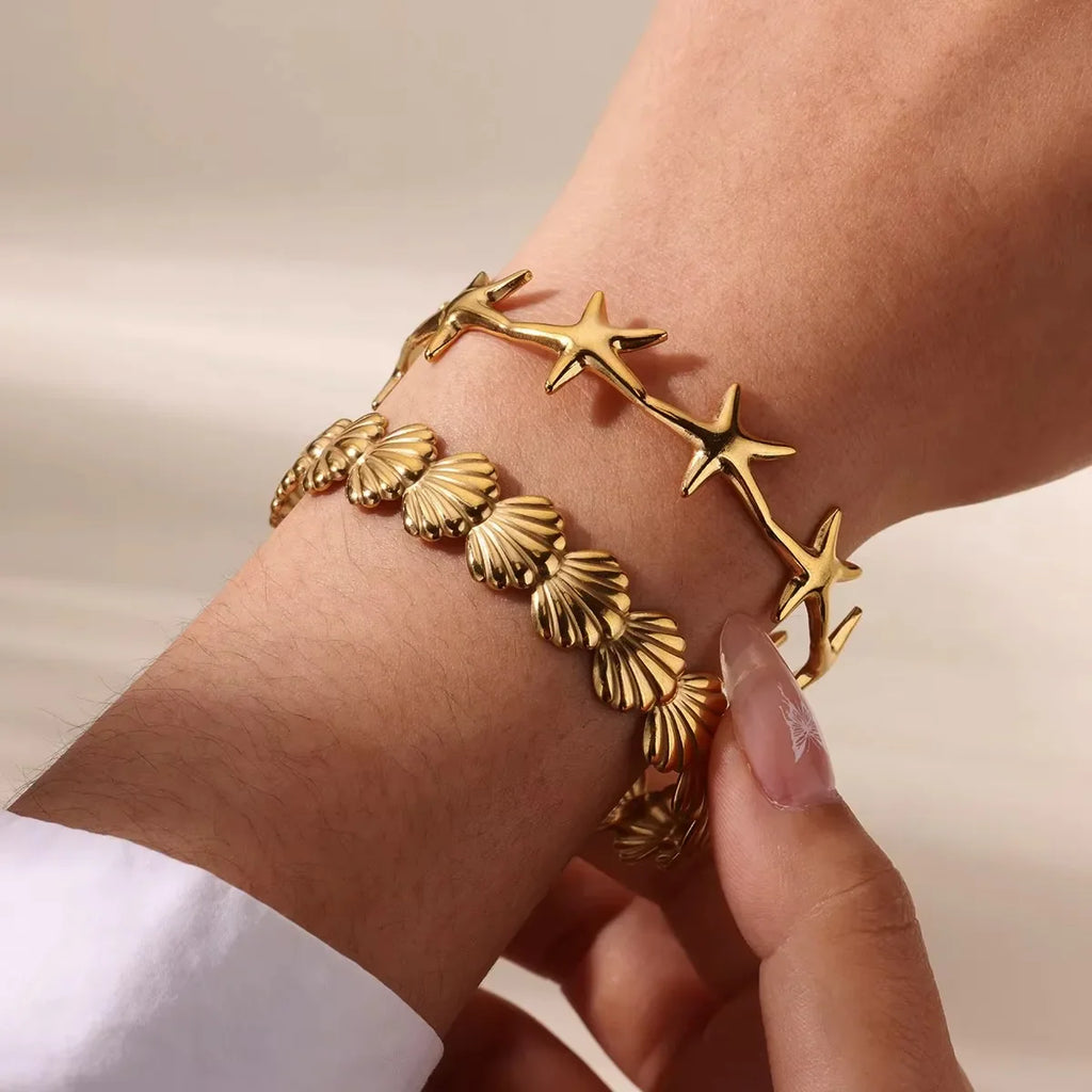 Shell Cuff Bracelets For Women Gold Color Stainless Steel Opening Bracelet Bangles Luxury Brands Summer Beach Wrist Jewelry Gift