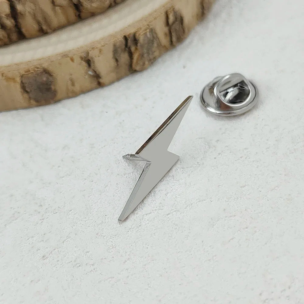 Creative lightning shape stainless steel brooch, waterproof and non-fading badge set, suit lapel pin, wedding party wearing