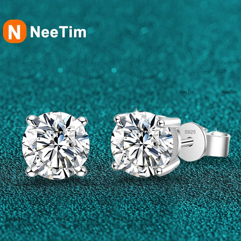 NeeTim 0.1ct-5ct D Moissanite Stud Earrings Lab Diamond 925 Sterling Silver with White Gold Plated Wedding Jewelry for Women Man