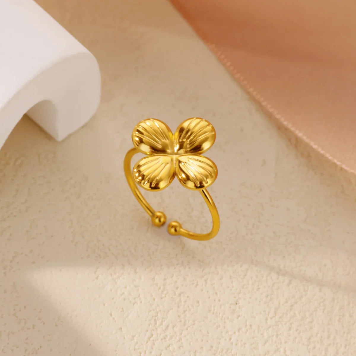 Stainless Steel Gold Color Flower Rings for Women Fashion Geometric Opening Adjustable Finger Ring Vintage Jewelry Gifts