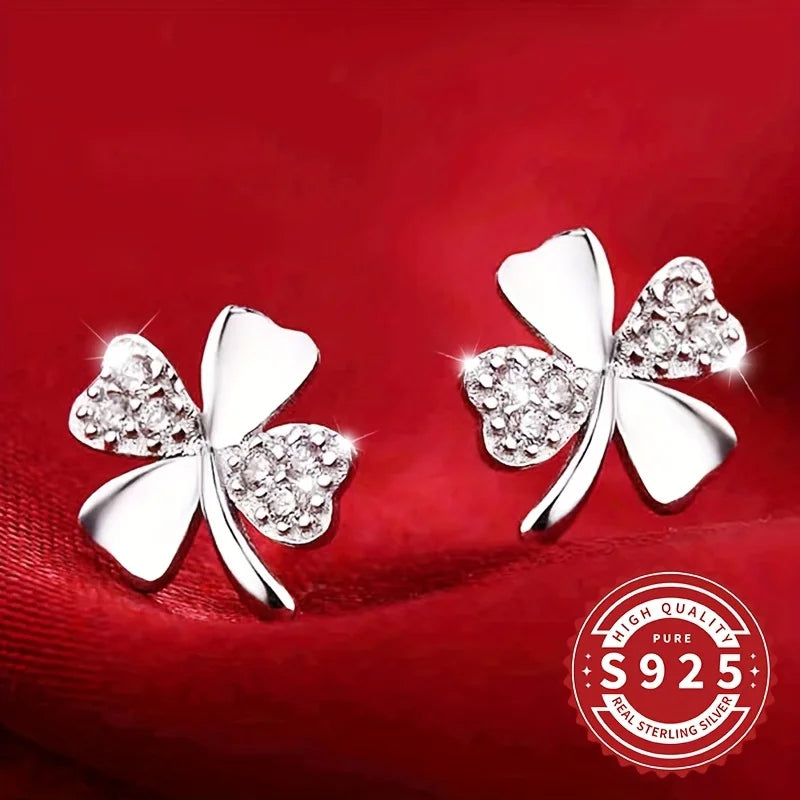 Pair of Women's Shiny Lucky Four-Leaf Petal Earrings 925 Silver Classic Simple Design Elegant Cute Versatile for Daily Wear Gift