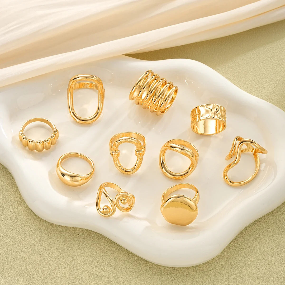 New 10Pcs/Set Irregular Smooth Rings Set for Women Geometric Exaggerated Gold Color Finger Rings Vintage Fashion Party Jewelry