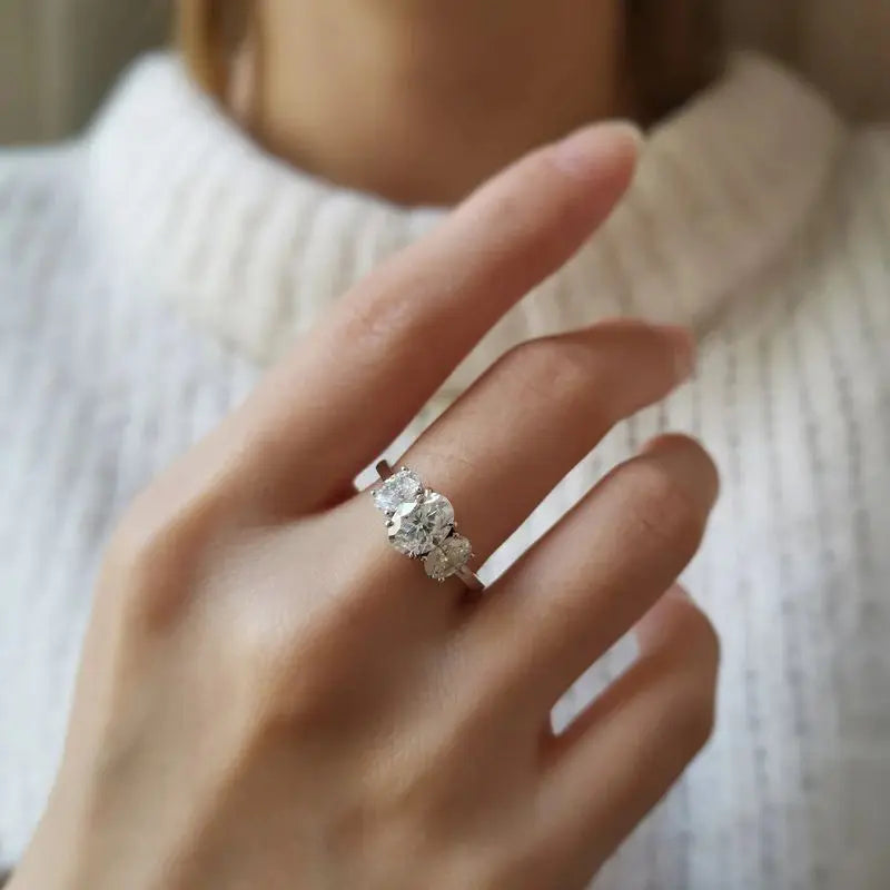 925 Sterling Silver Classic Sparkling Oval Zircon Rings For Women High Quality Wedding Party  Trendy Jewelry Anniversary Gift