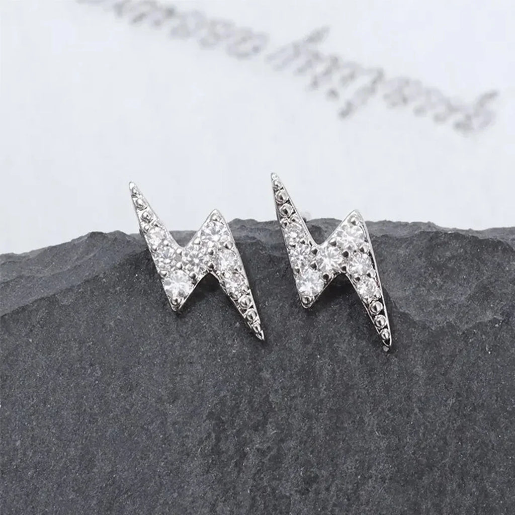 Delicate Lightning Shape Ear Studs for Women Dazzling Tiny Zirconia Earrings Daily Wearable Accessories Exquisite Girl