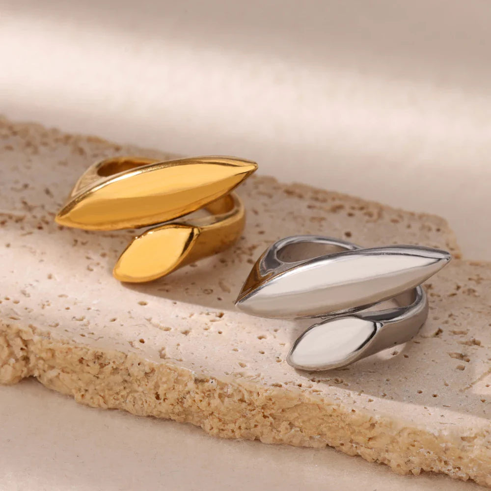Unique Irregular Curved Rings for Women Vintage Matte Gold Color Geometric Adjustable Finger Rings Punk Party Wedding Jewelry