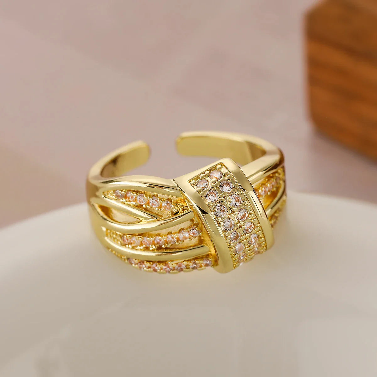 NEWBUY Luxury AAA Cubic Zirconia Pave Setting Copper Jewelry Trendy Gold Color Wedding Rings For Women