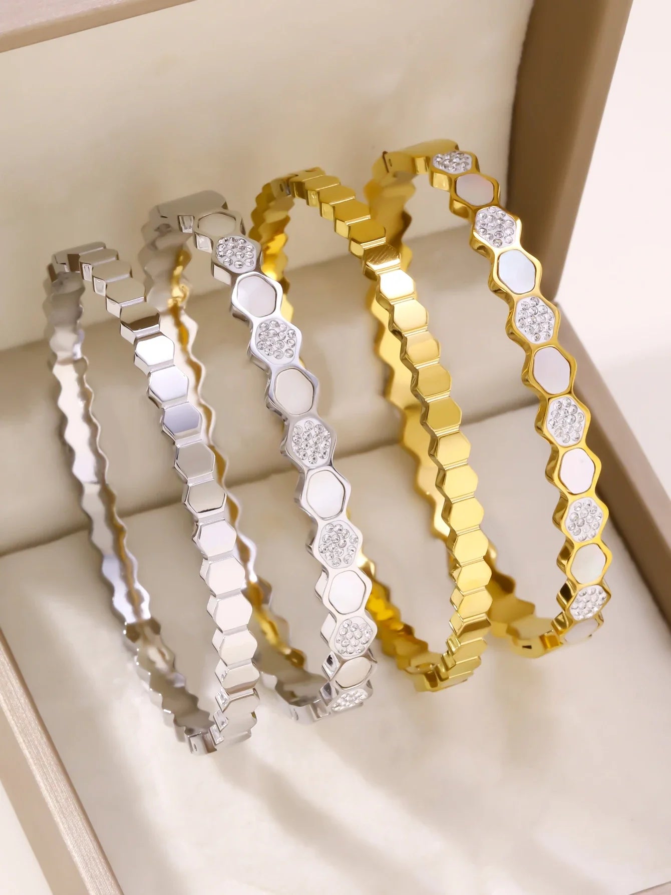 1pieces/set women's wedding jewelry party holiday Valentine's Day gift stainless steel bracelet plated with 18K gold bracelet