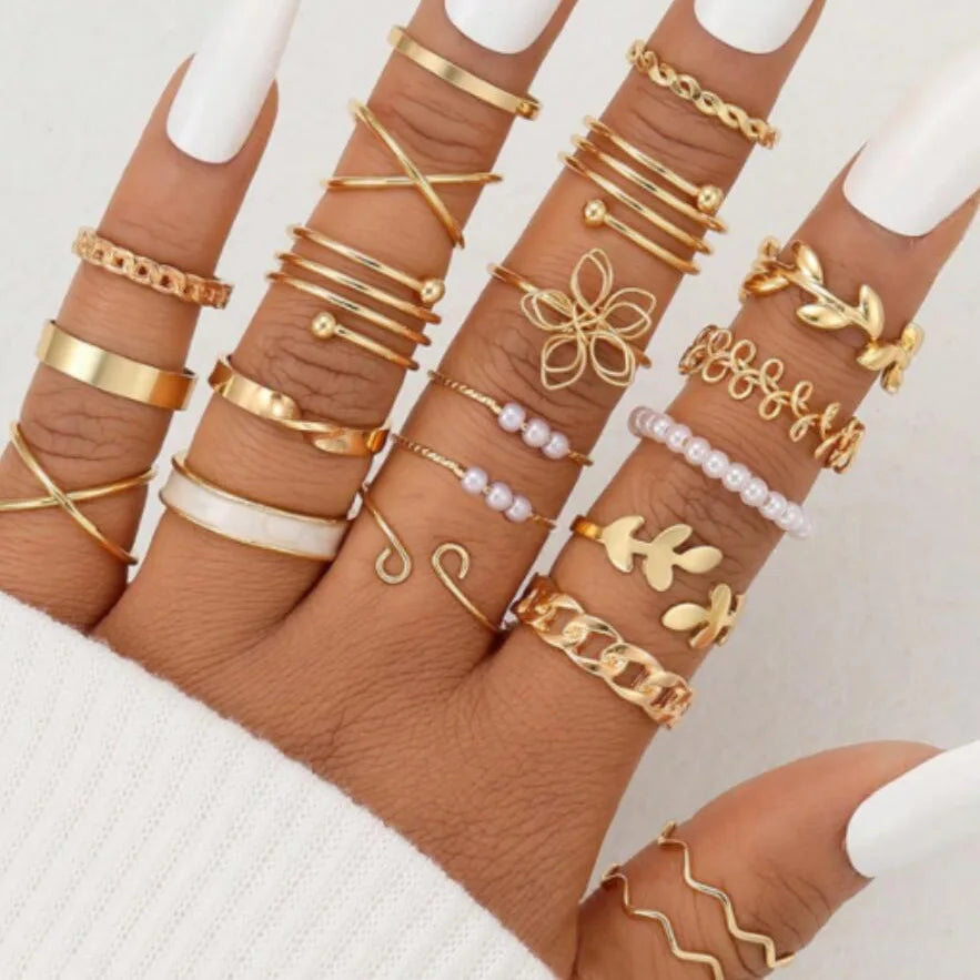 Vintage Irregularly Ring Set for Women Bohemian Gold Color Butterfly Snake Heart Geometric Rings Retro Boho Fashion Jewelry Gift