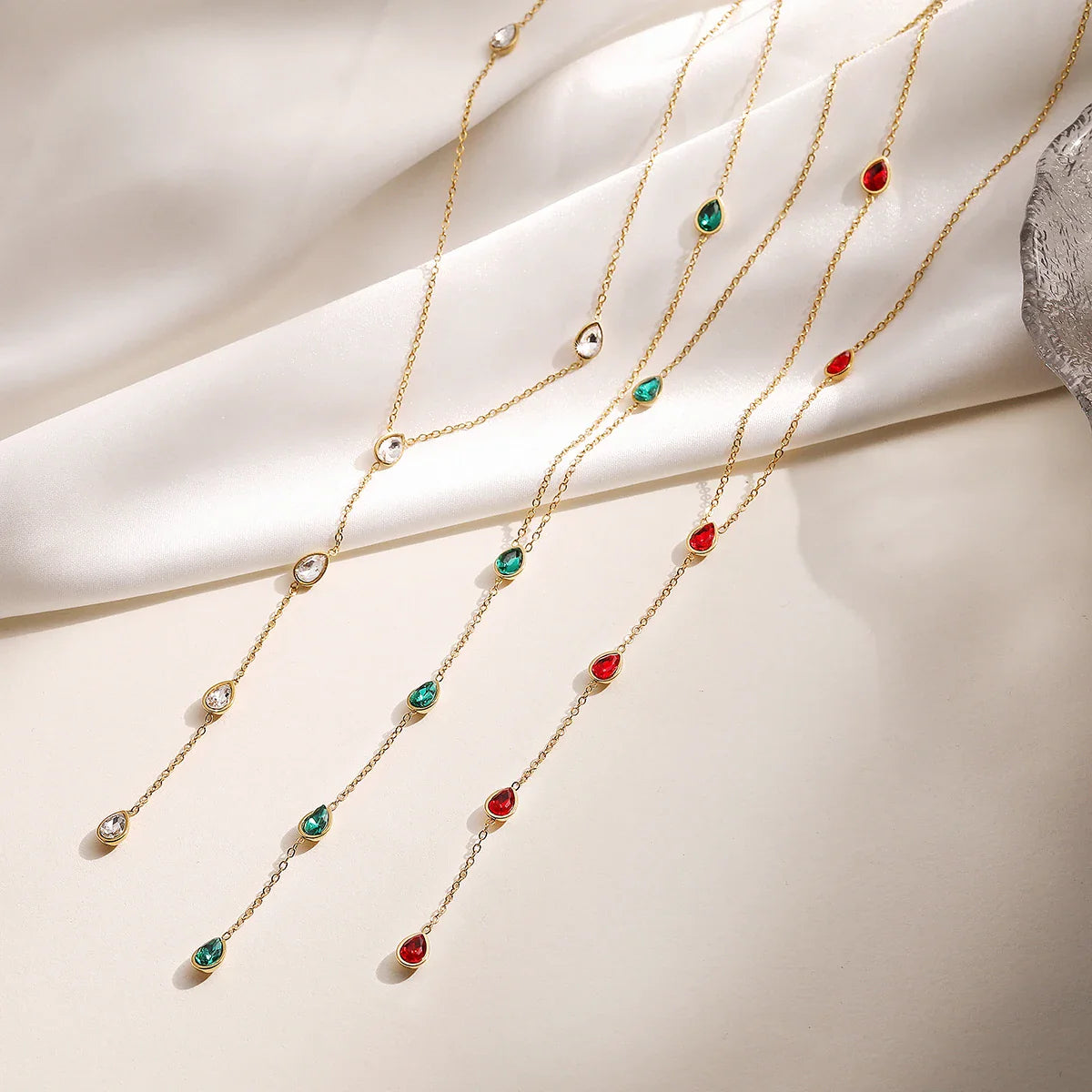 NEWBUY Fashion Gold Color Stainless Steel Choker Necklaces For Women Delicate White/Green/Red CZ Zircon Inlay Jewelry