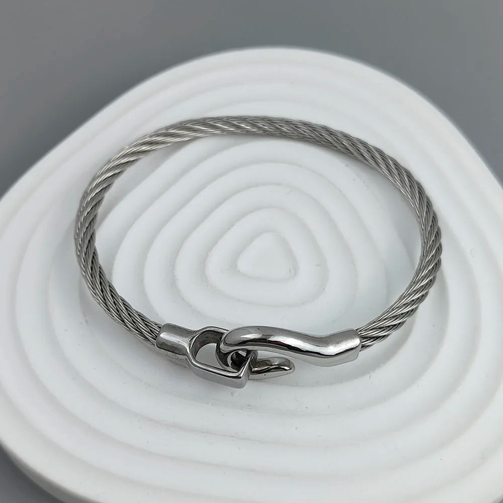New steel wire button hook gold-plated stainless steel bracelet 18K, high quality waterproof couple bracelet, wife gift