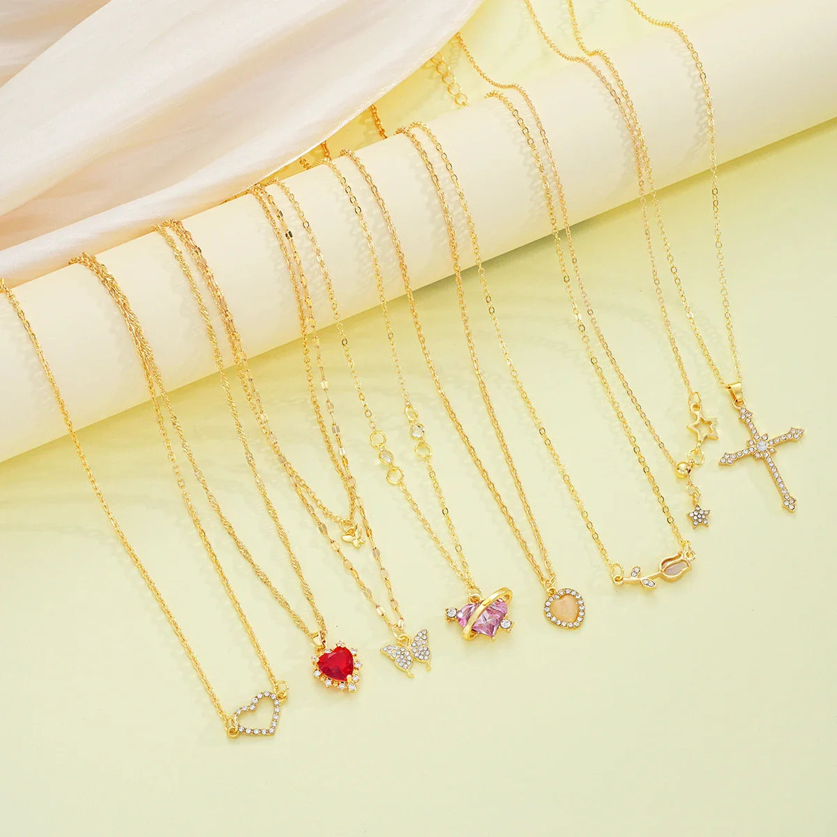 8 Pcs Simple Temperament Necklace Set For Women Elegant Gold Color Crystal Butterfly Cross Rose Heart Star Pendant Necklaces