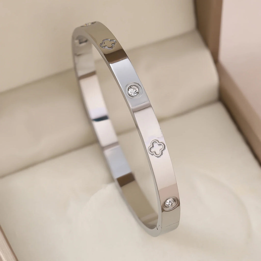 1pc 18K Gold Plated Stainless Steel Stackable Bracelet With Chain And Clover Design, Fashion Style For Women, Suitable For Casua