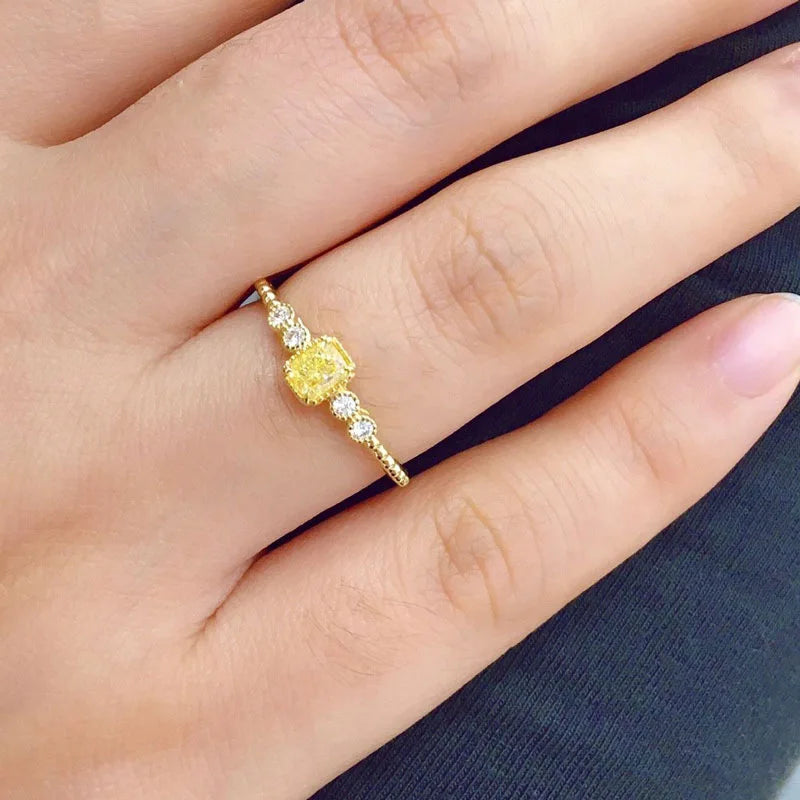 925 Sterling Silve Geometric Yellow Cubic Zirconia Women Rings Gorgeous Wedding Accessories Anniversary Party Female Jewelry