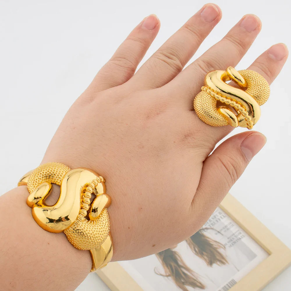 Trend Bangle with Ring Set for Party 18k Gold Color New Design Hand Bracelet Cocktail Ring Weddings Bride Set Ladies Jewellery