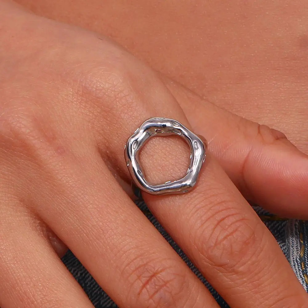 Vintage Circle Motif Stainless Steel Ring for Women Melted Texture Detail Texture Temperament Jewelry Wholesale Dropshipping