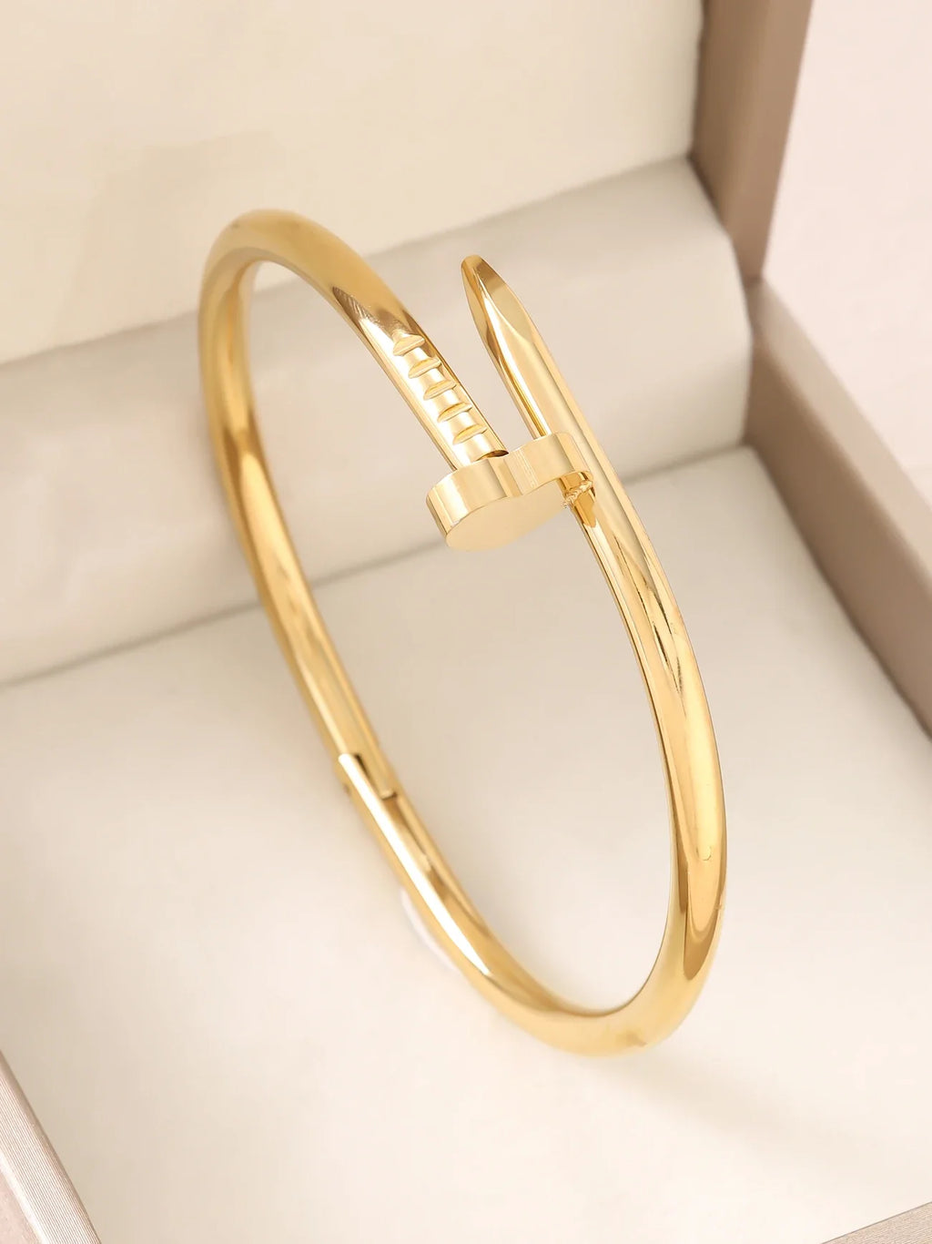 1pieces/set women's wedding jewelry party holiday Valentine's Day gift stainless steel bracelet plated with 18K gold bracelet