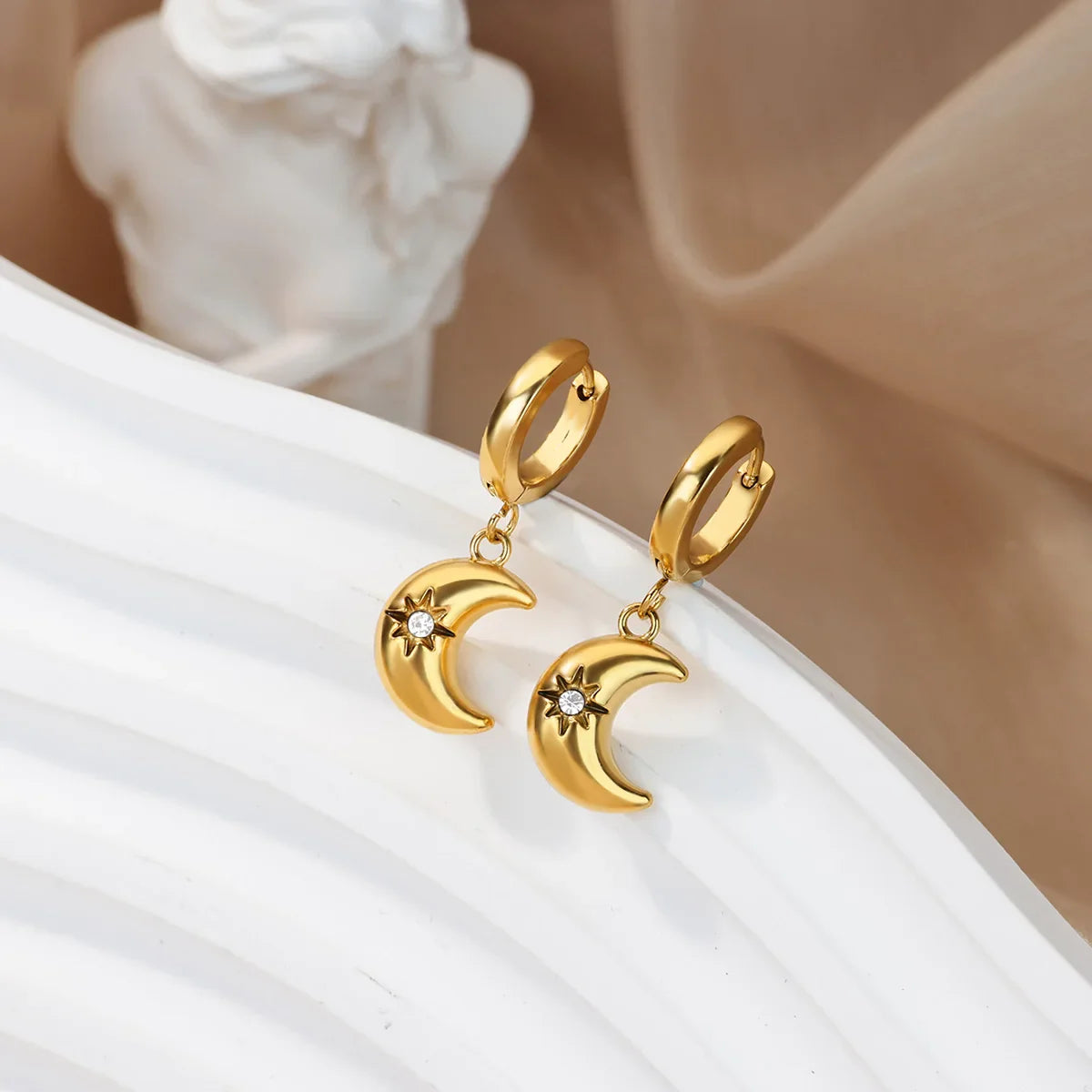Vintage Gold Color Heart Hoop Earrings For Women Stainless Steel Geometric Piercing Earring Luxury Zircon Jewelry Wedding Gift