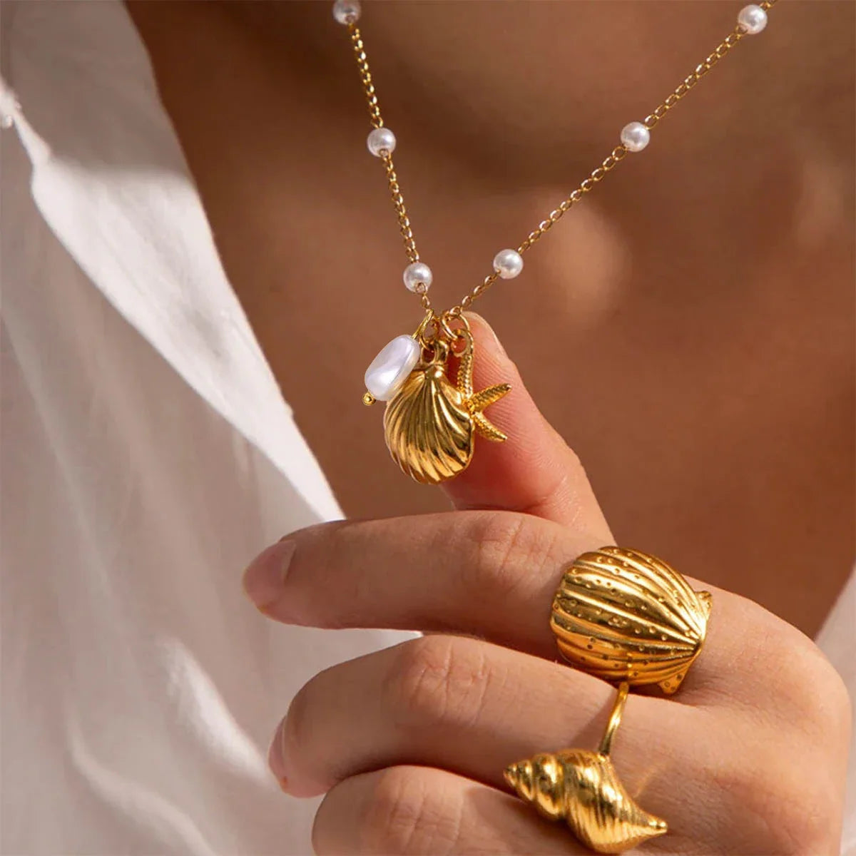 Vintage Starfish Shell Pearl Necklace For Women Gold Color Stainless Steel Pendant Shell Necklace Aesthetic  Summer Jewelry Gift