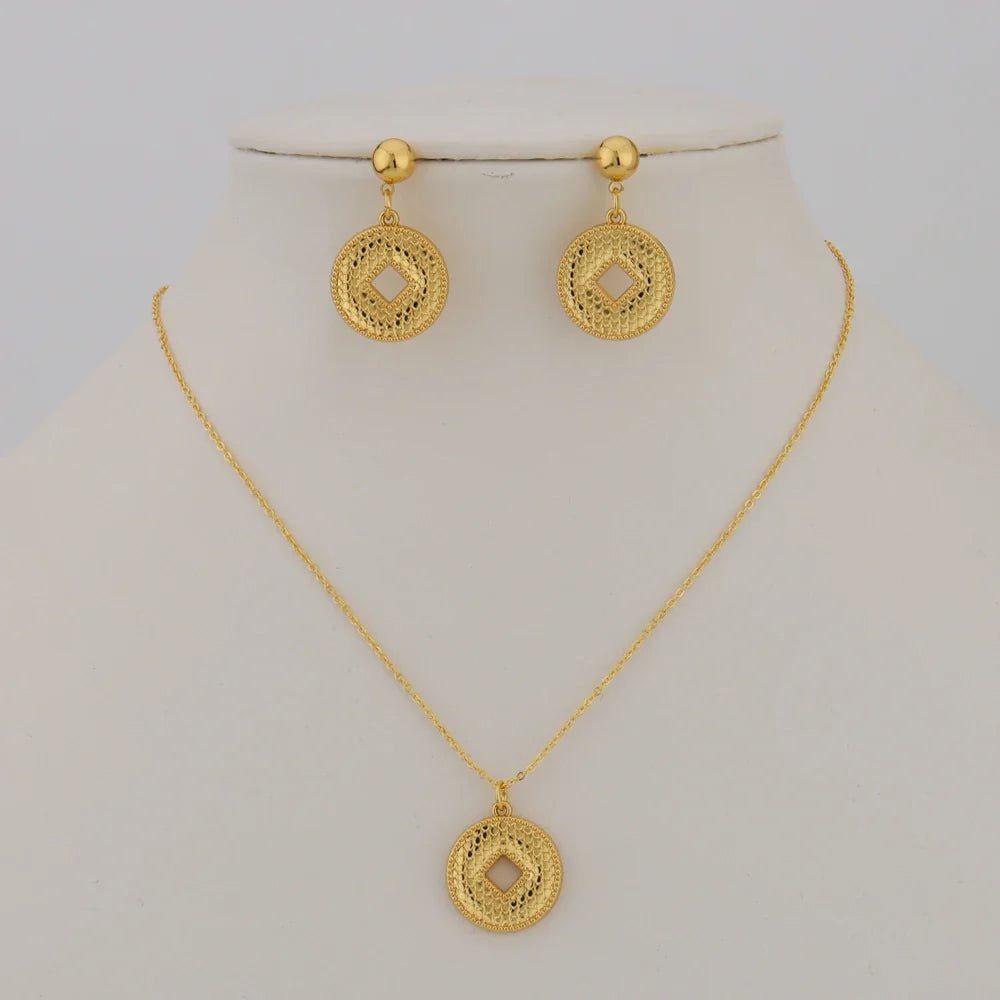 Dubai Gold Color Pendant Necklaces jewelry for Women Costume Necklace Earrings Sets Nigerian Wedding Party Gifts