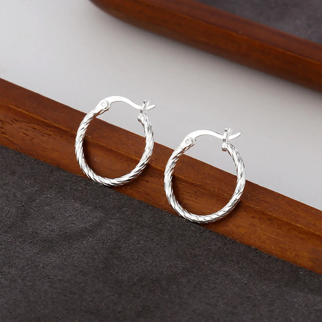S925 Silver Geometric Twist Circle Earrings Women Elegant Unique Design Korean Versatile Sparkling Flower Modification Ear Studs
