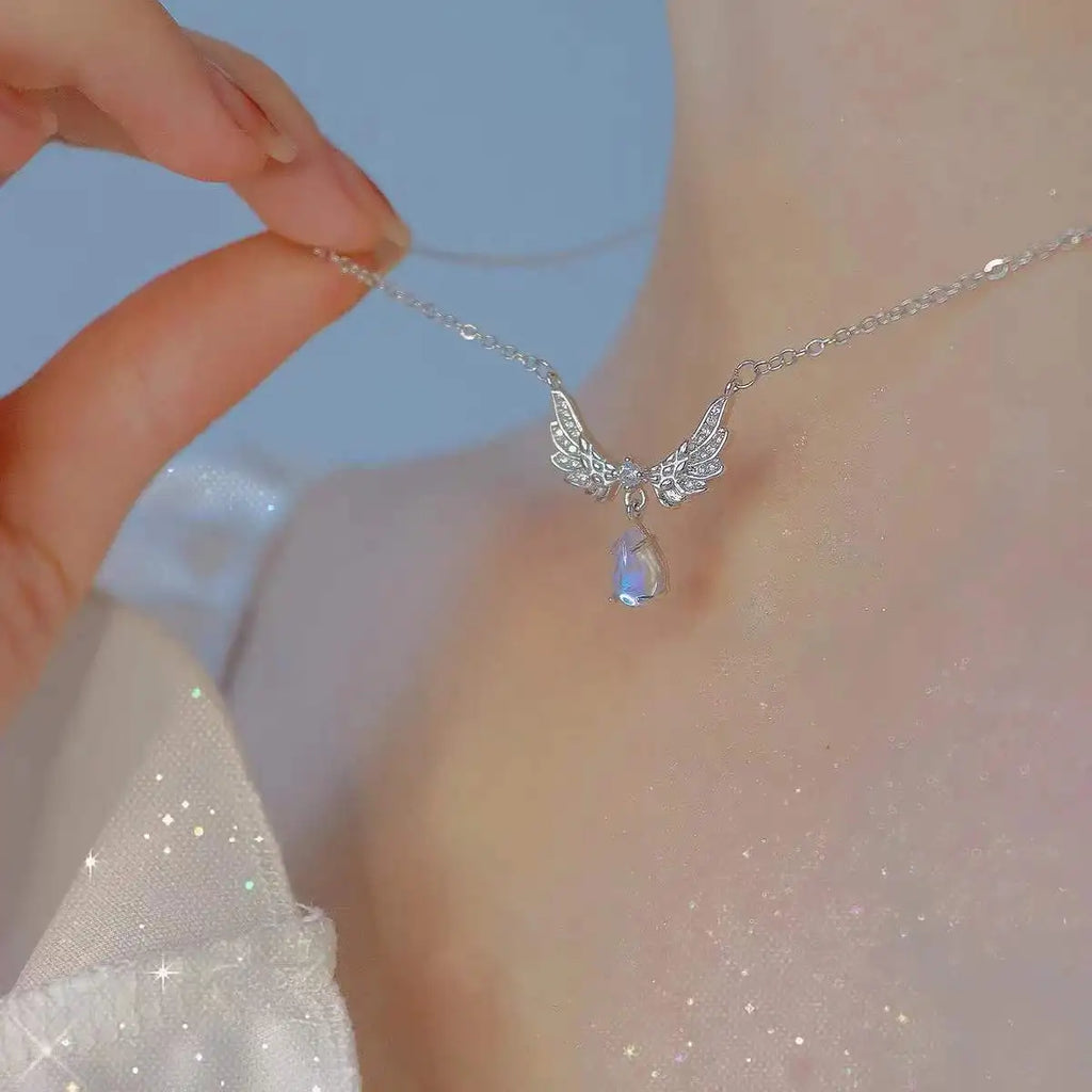 Y2K Crystal Butterfly Pendant Necklace Women Light Luxury Egirl Punk Heart Grunge Clavicle Chain Fashion Jewelry Party Gift 2023