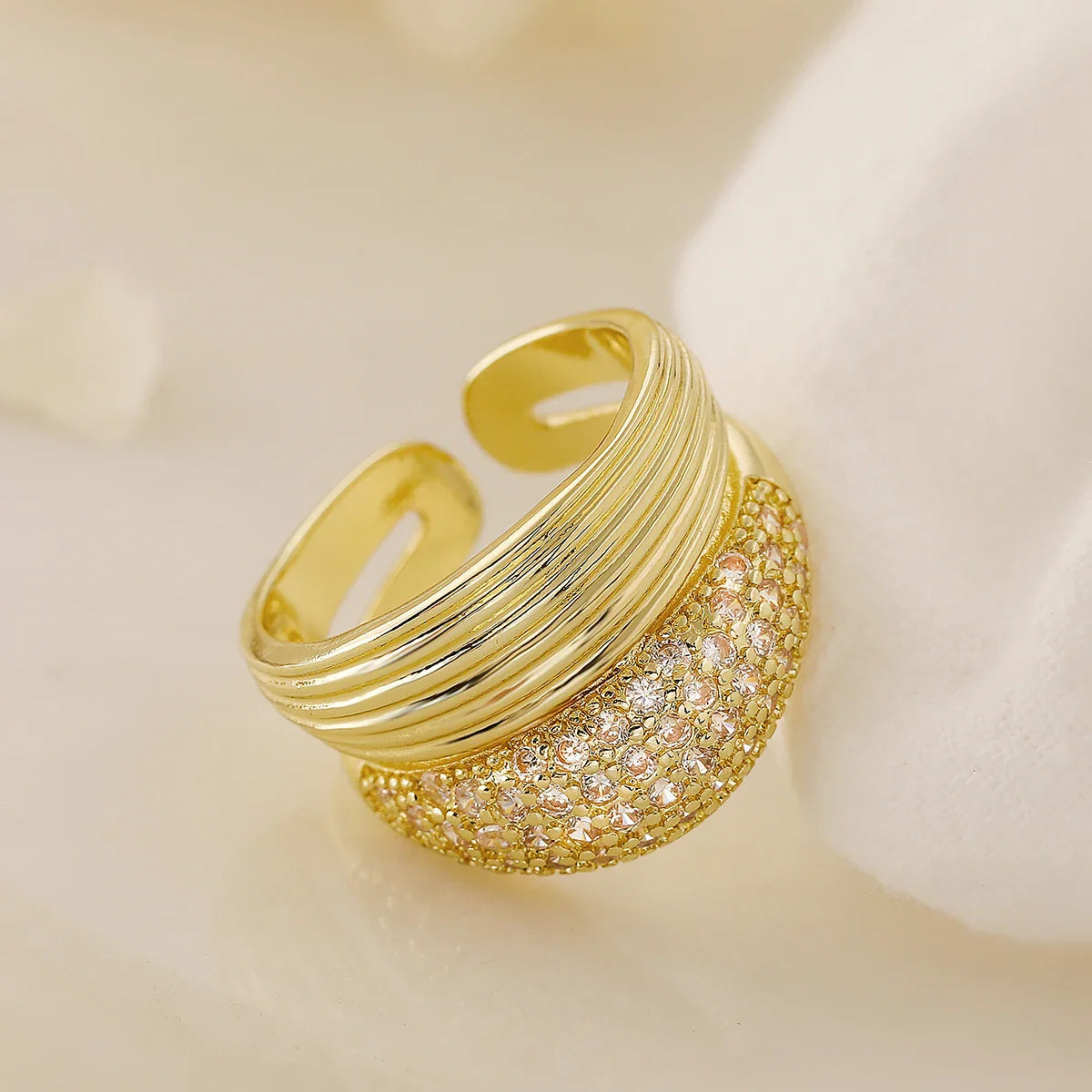 NEWBUY Luxury AAA Cubic Zirconia Pave Setting Copper Jewelry Trendy Gold Color Wedding Rings For Women