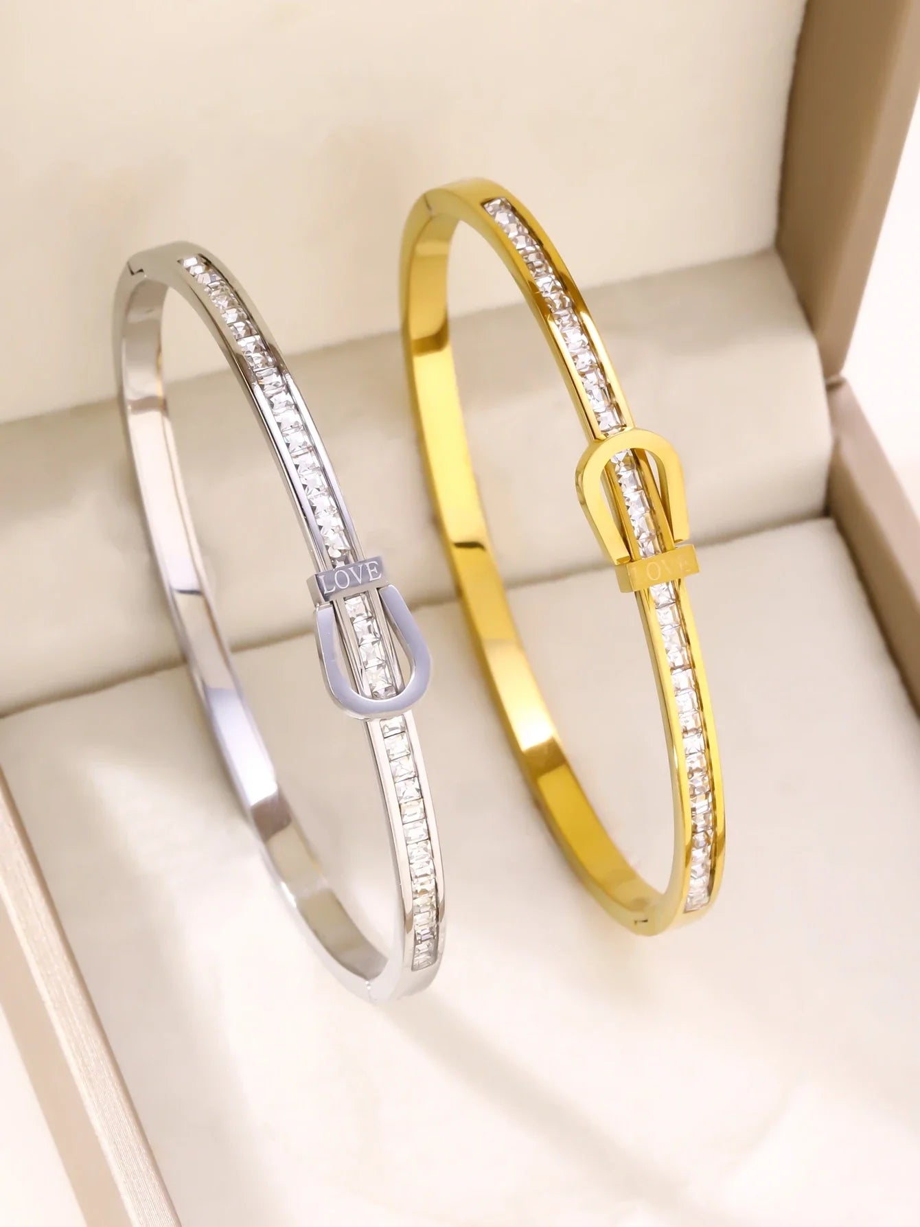 1pieces/set women's wedding jewelry party holiday Valentine's Day gift stainless steel bracelet plated with 18K gold bracelet
