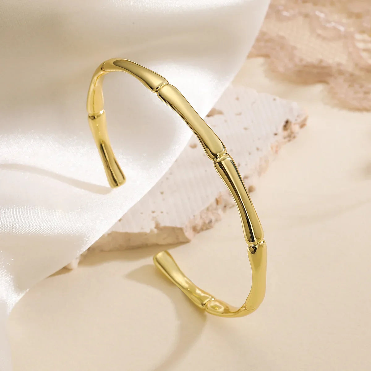 NEWBUY Hot Sale HigH Quality Gold/Silver Color Heart Bangles For Women Stainless Steel Party Jewelry