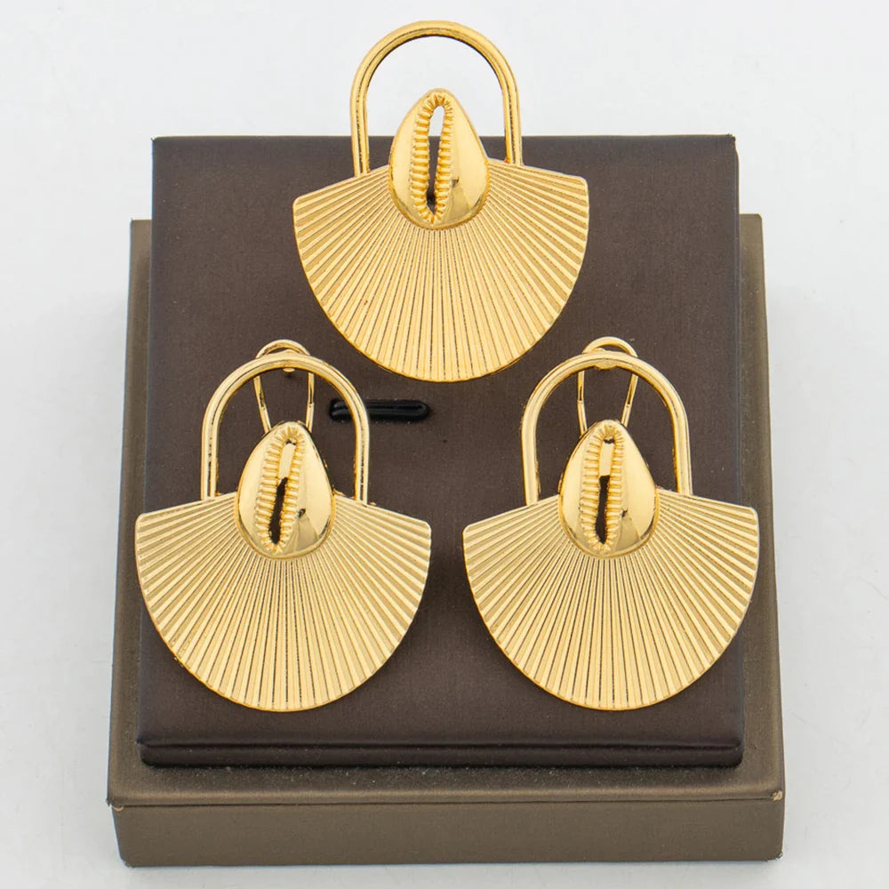 Lovely Earrings with Ring Set for African Bridal 18k Gold Color Clip Earrings and Finger Ring Elegant Dubai Jewelry Accessories