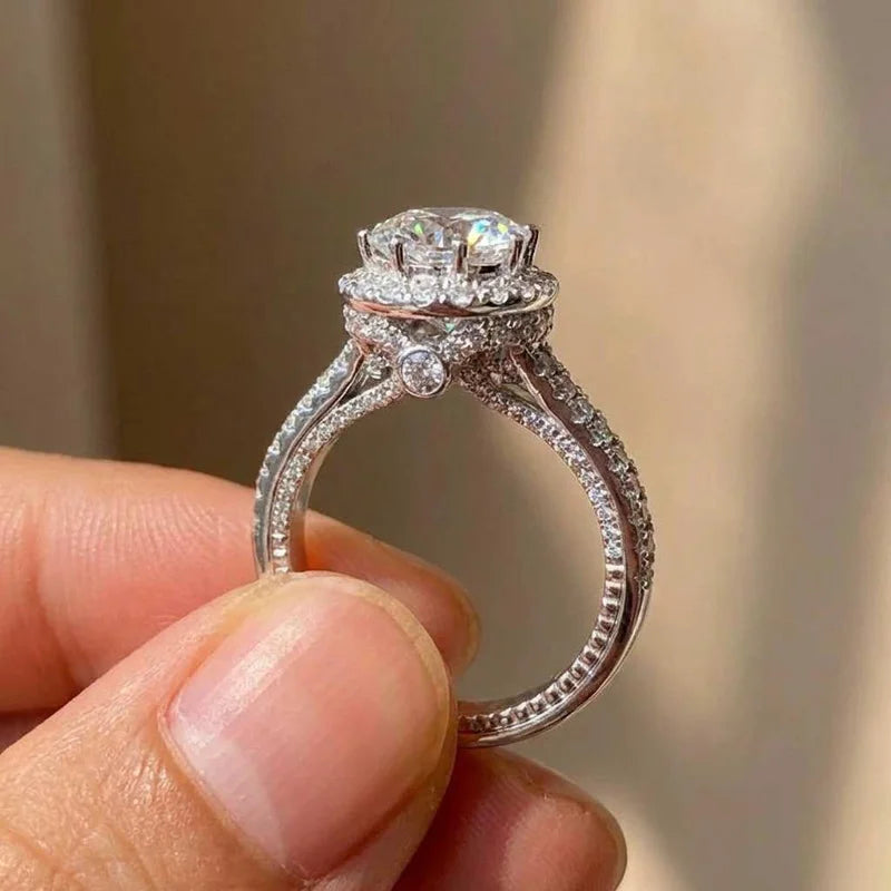925 Sterling Silver Trendy Women Rings with Brilliant Cubic Zirconia Luxury Engagement Rings Fashion Wedding Party Fine Jewelry