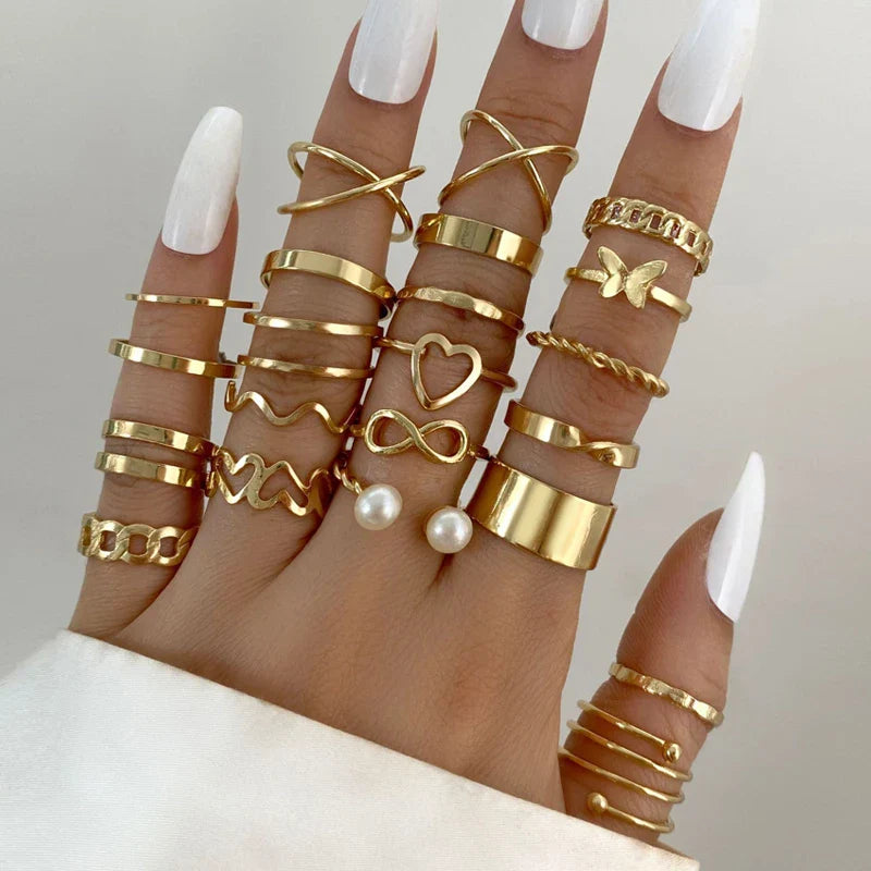 Vintage Irregularly Ring Set for Women Bohemian Gold Color Butterfly Snake Heart Geometric Rings Retro Boho Fashion Jewelry Gift